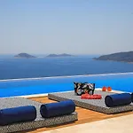Pax - Kalkan カシュ